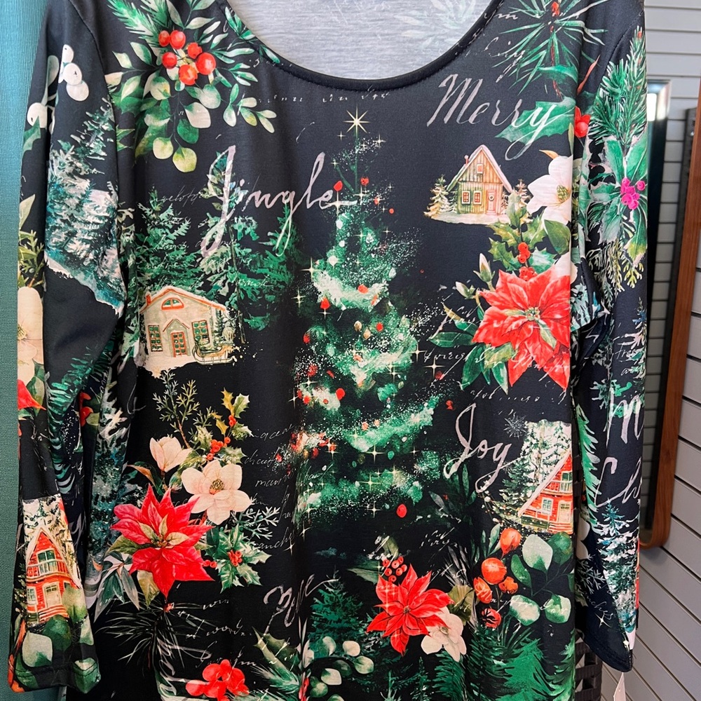 NWT Festive Holiday Print Women's Top